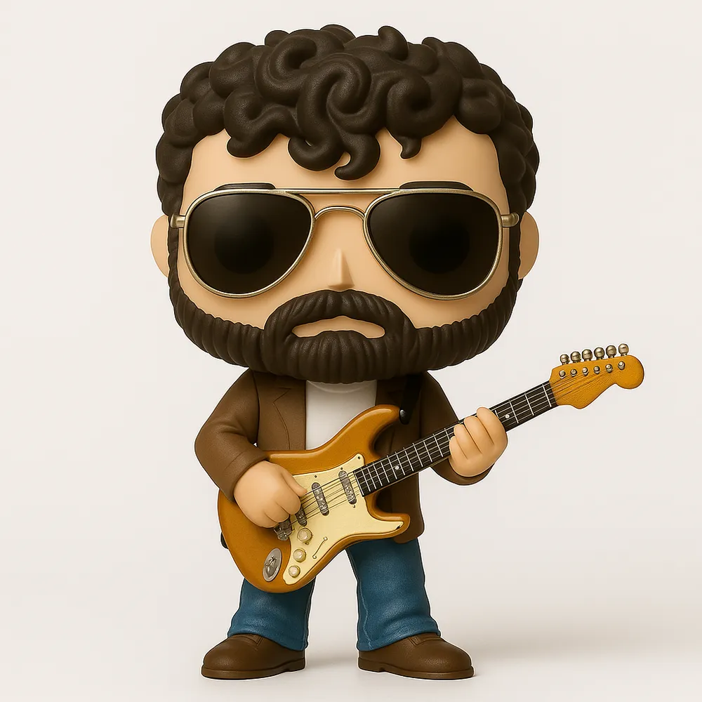 La figura fuera de la caja, con la guitarra